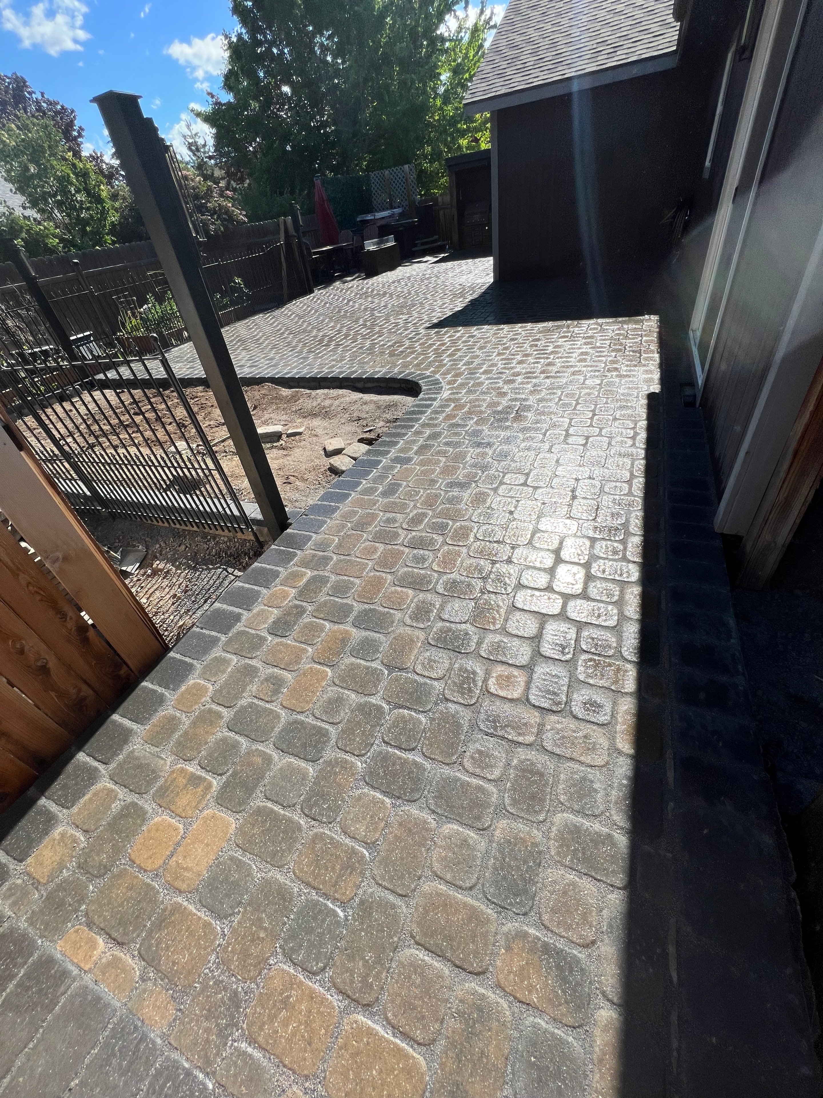 Cobblestone Backyard Patio