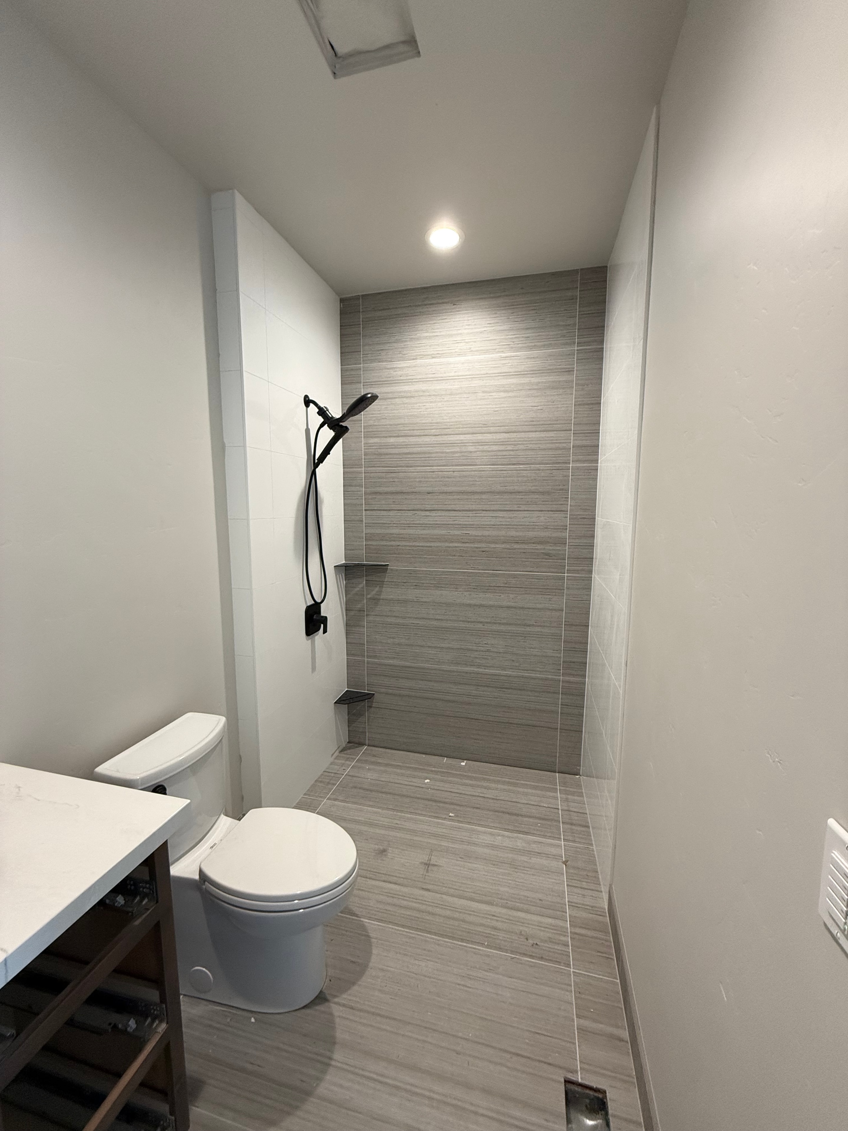 Geometric Shower Detail